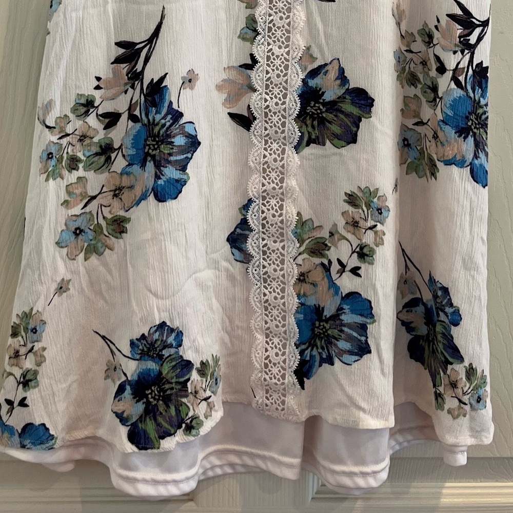 ALTAR’D STATE Floral Lace Trim Dress - Picture 3 of 8